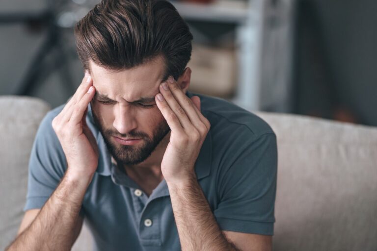 Prise en charge des adultes atteints de céphalées primaires et secondaires